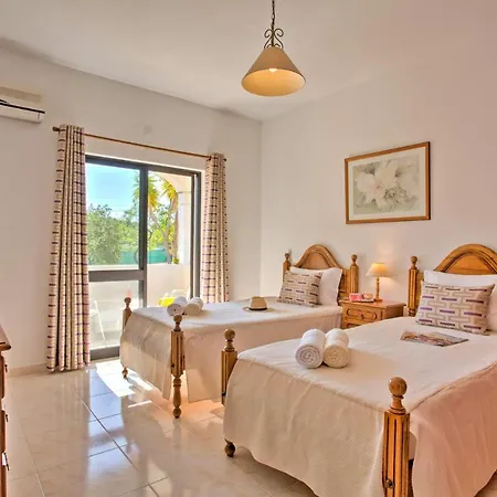 Candida By Vale do Lobo